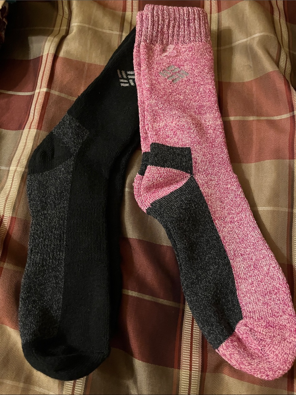 Columbia 2 pairs of brand new thick Women’s Warm Fall Winter Spring Hiking Socks